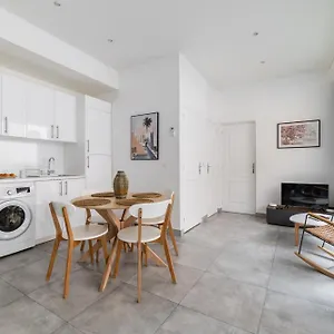 Appartement Calme Place Du Trocadero - 4p - Flat-guest